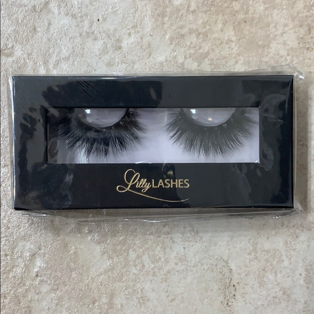 Lily 3D mink lashes